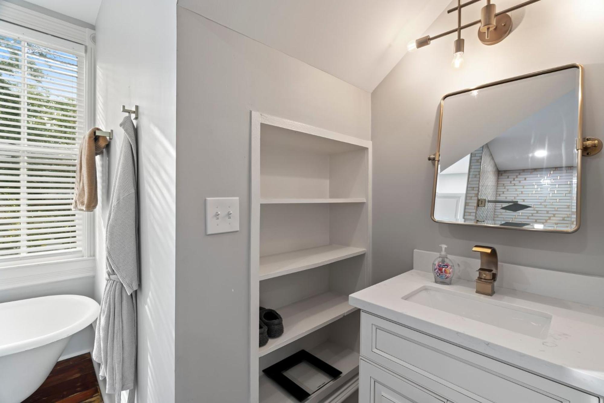 Historic Galveston Family Beach Home With 3 King Beds エクステリア 写真