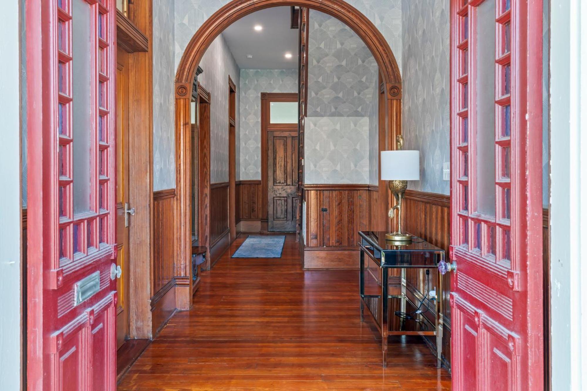 Historic Galveston Family Beach Home With 3 King Beds エクステリア 写真