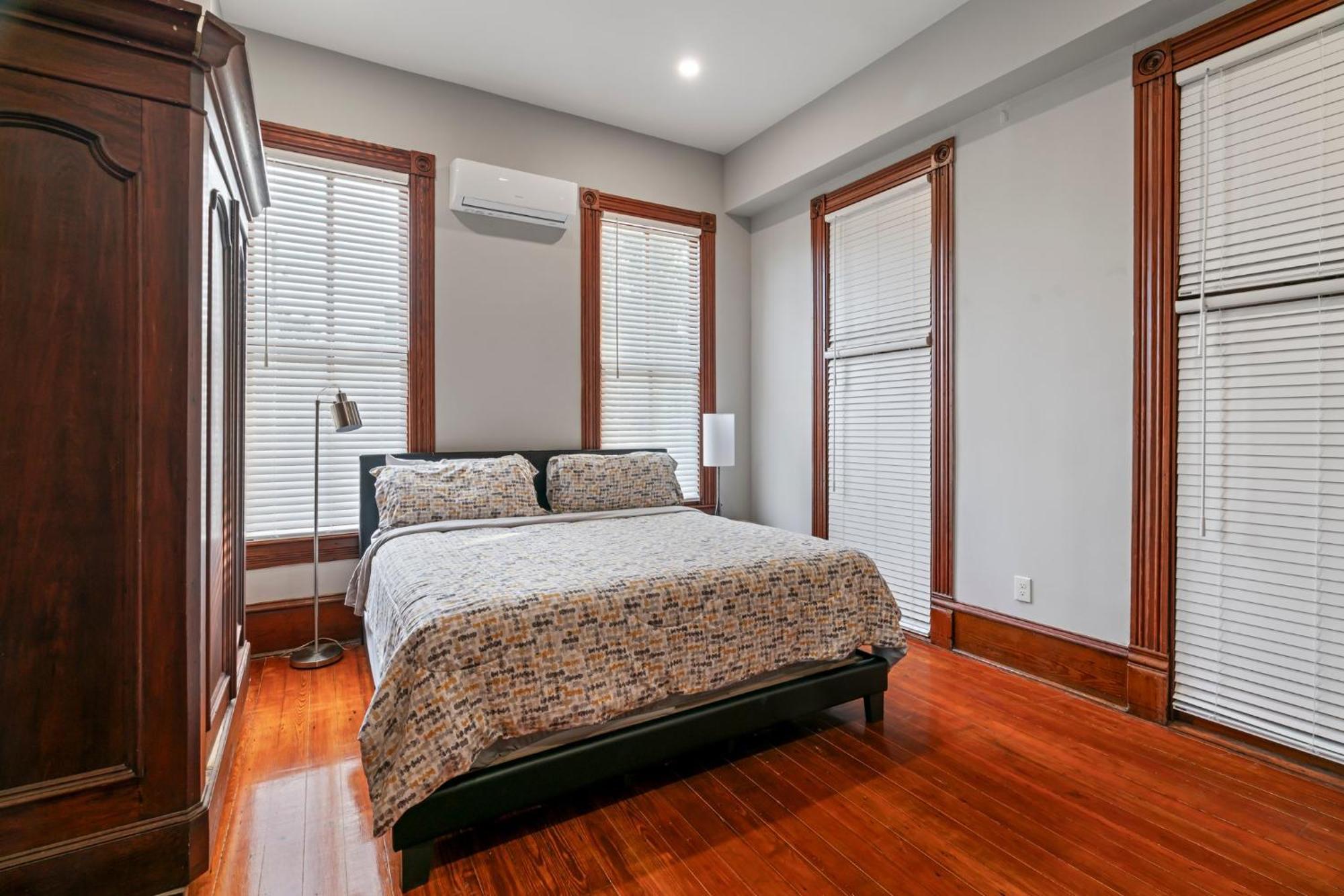 Historic Galveston Family Beach Home With 3 King Beds エクステリア 写真