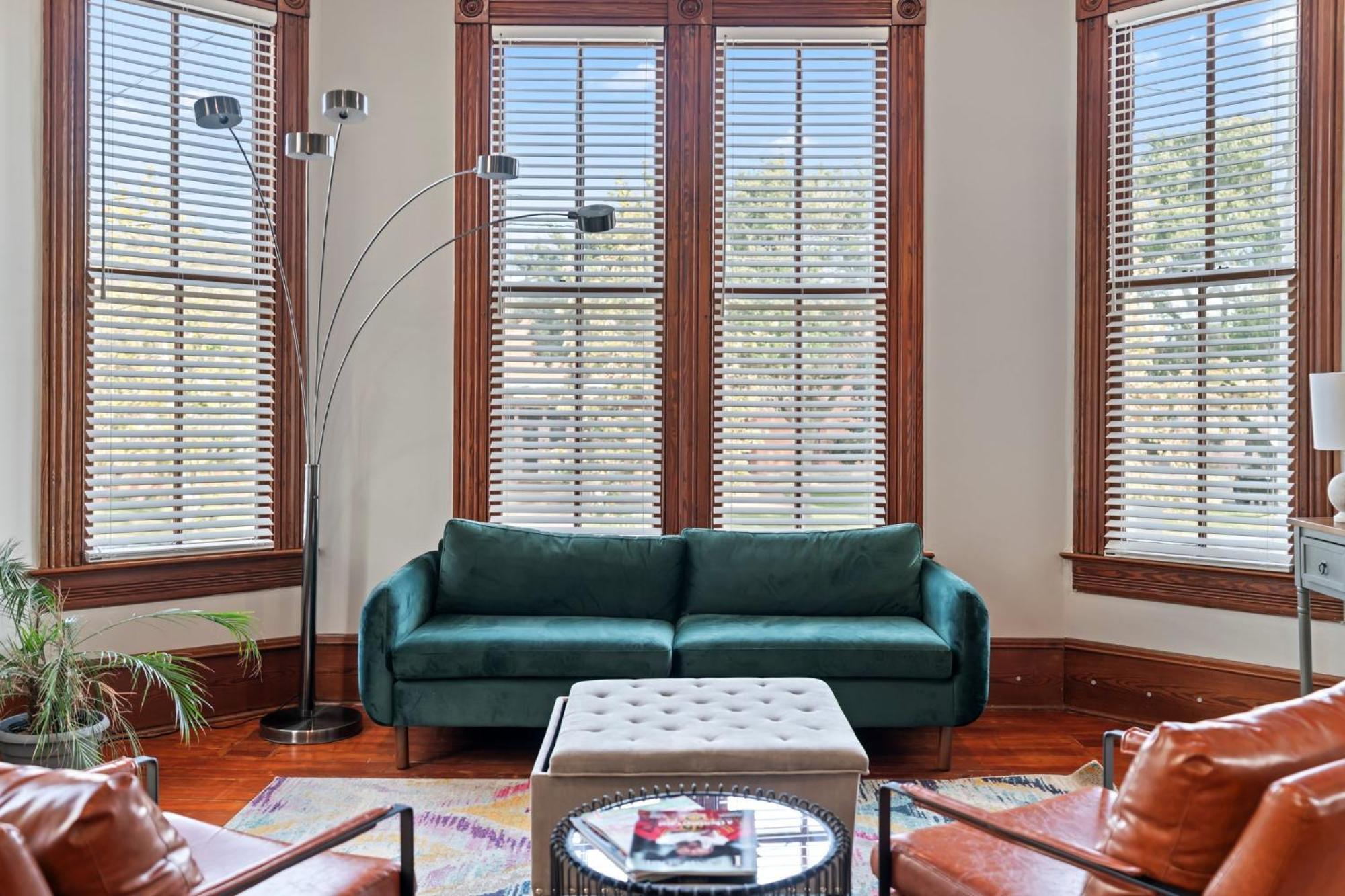 Historic Galveston Family Beach Home With 3 King Beds エクステリア 写真