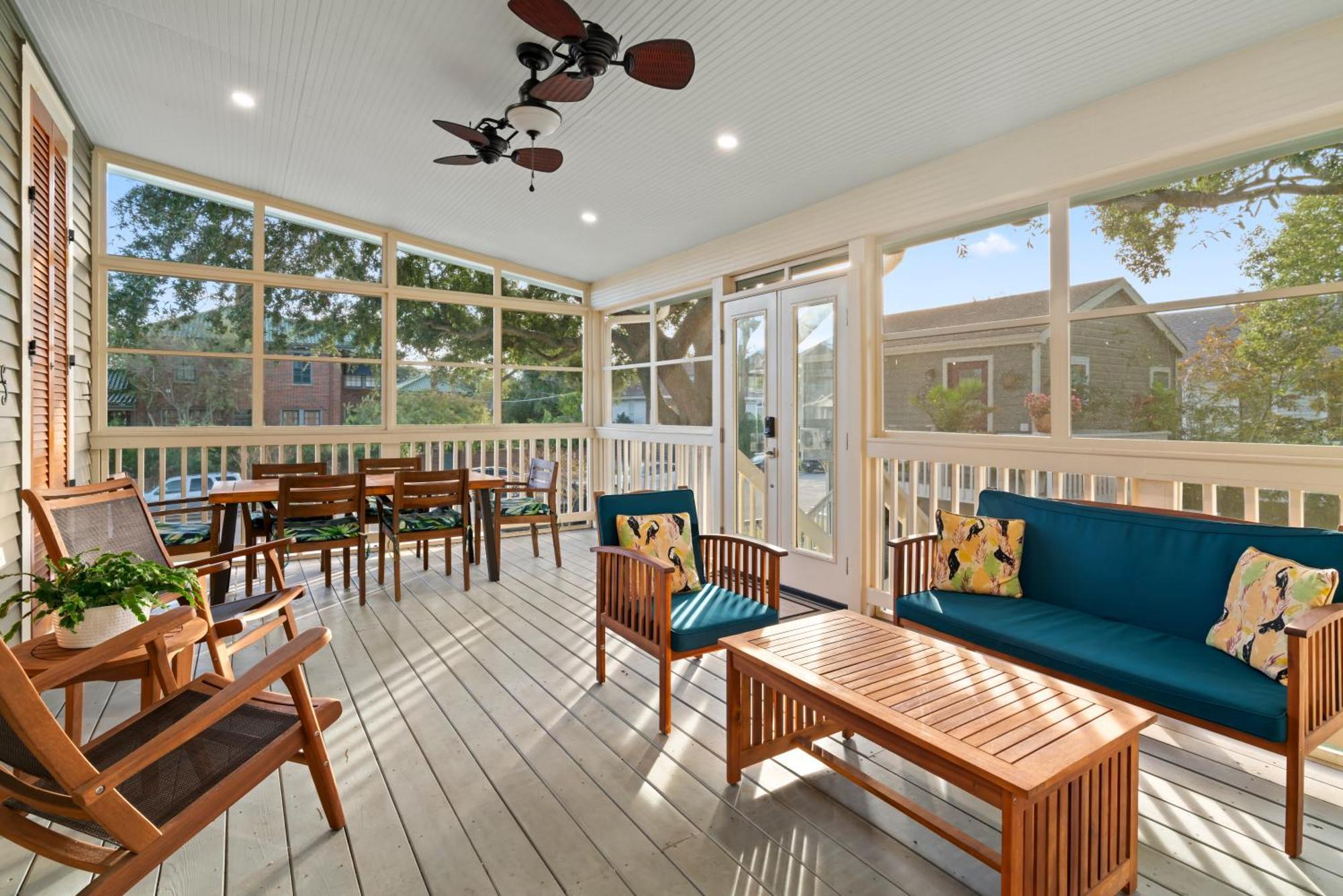 Historic Galveston Family Beach Home With 3 King Beds エクステリア 写真
