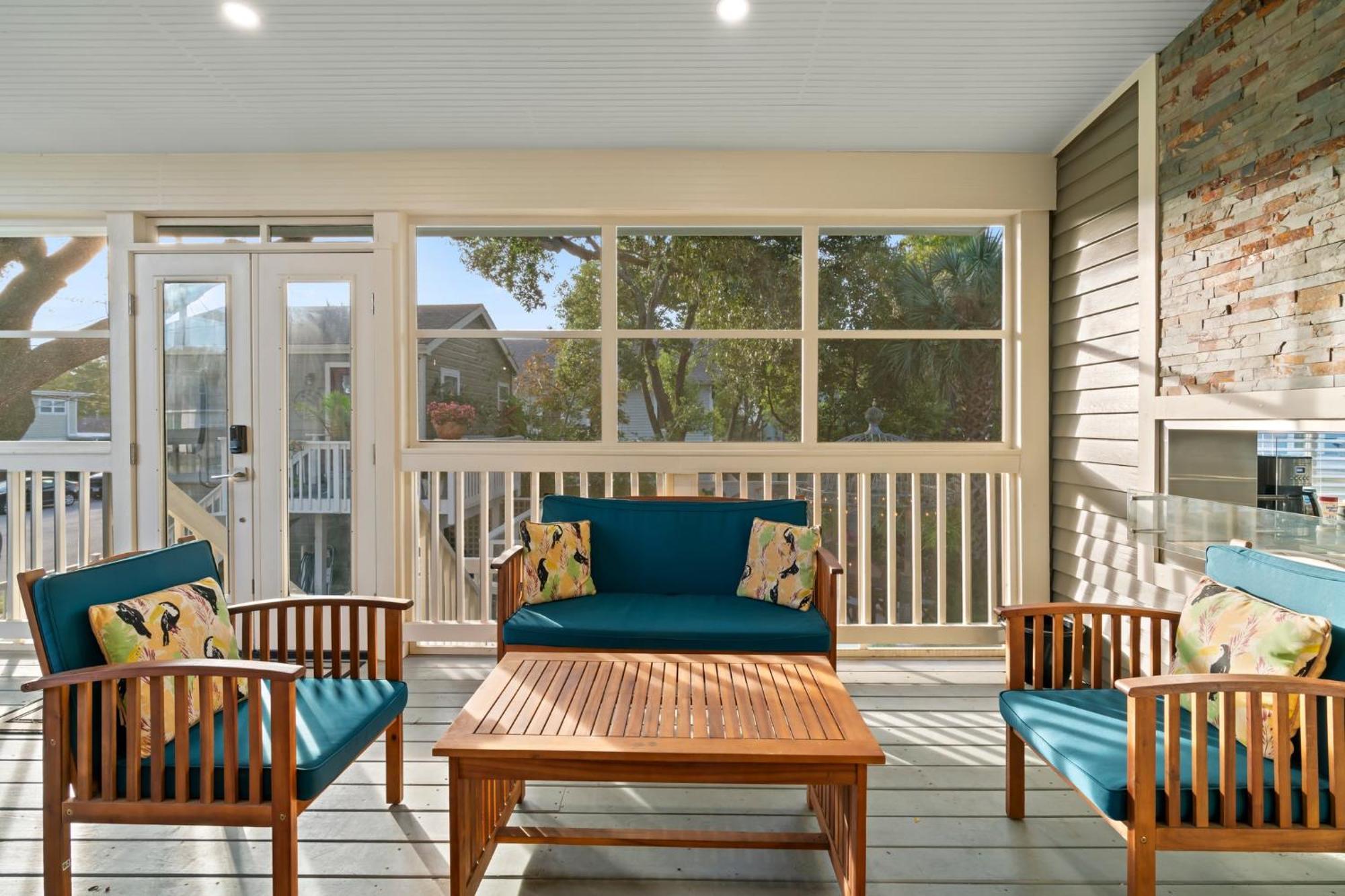 Historic Galveston Family Beach Home With 3 King Beds エクステリア 写真
